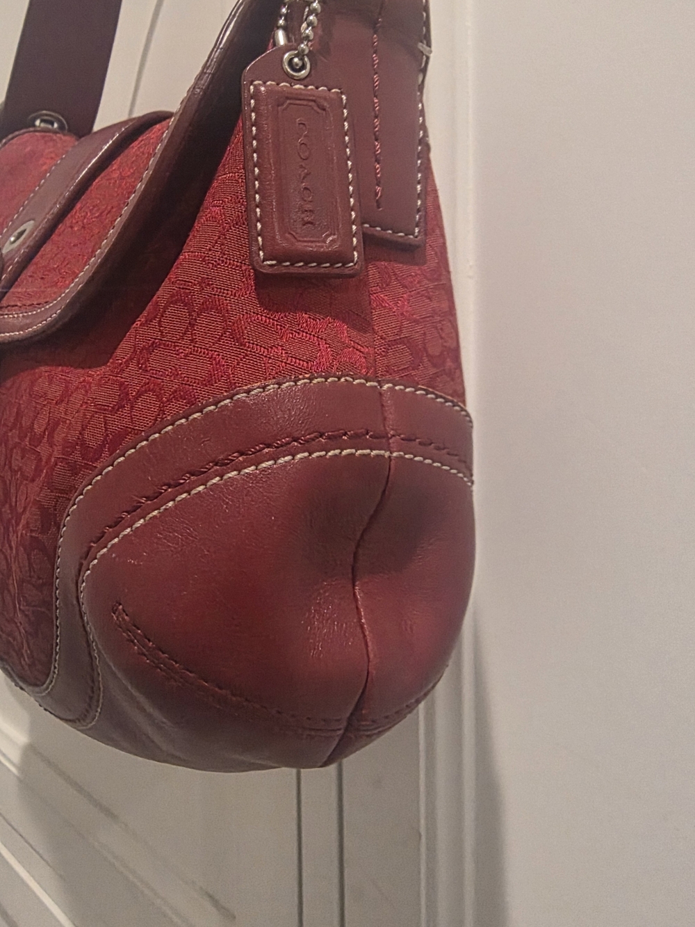 Coach Red Signature Canvas Shoulder Bag - Picture 3 of 11